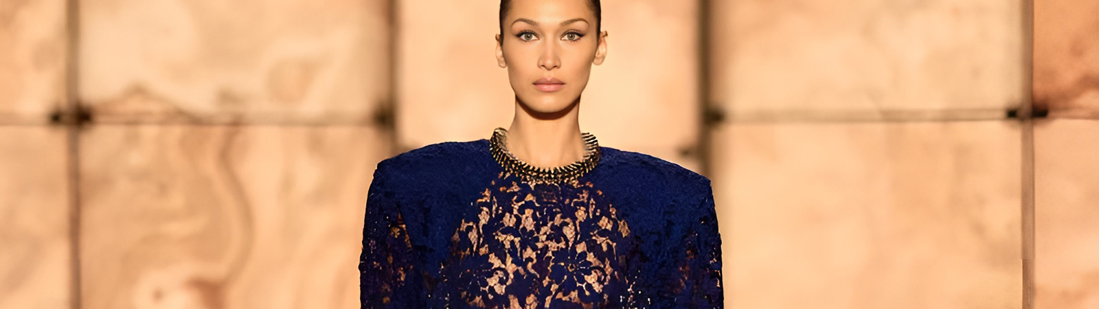 показ Saint Laurent в Париже