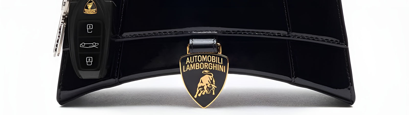 Сумка Balenciaga Lamborghini Hourglass черного цвета