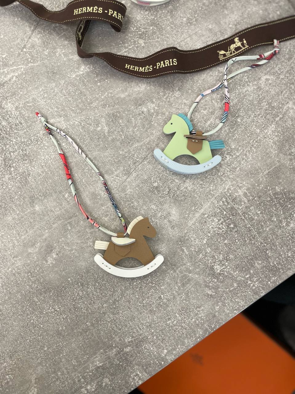 Hermes BP-46935 коллекционный брелок Hermes BP-46935 коллекционный брелок