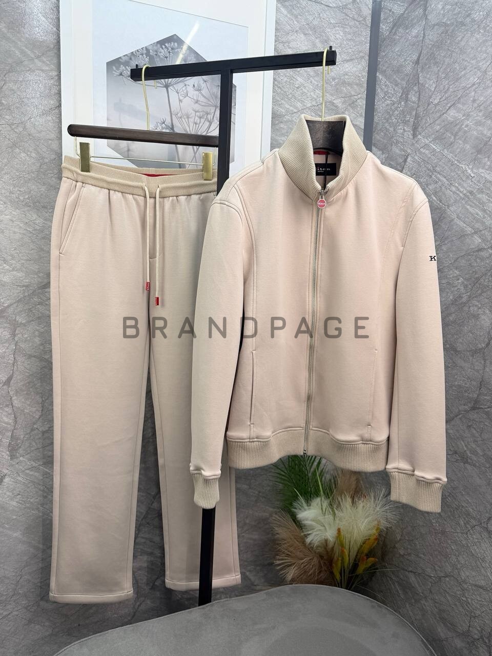 Спортивный костюм хлопковый Kiton BPLUX5652 Спортивный костюм хлопковый Kiton BPLUX5652