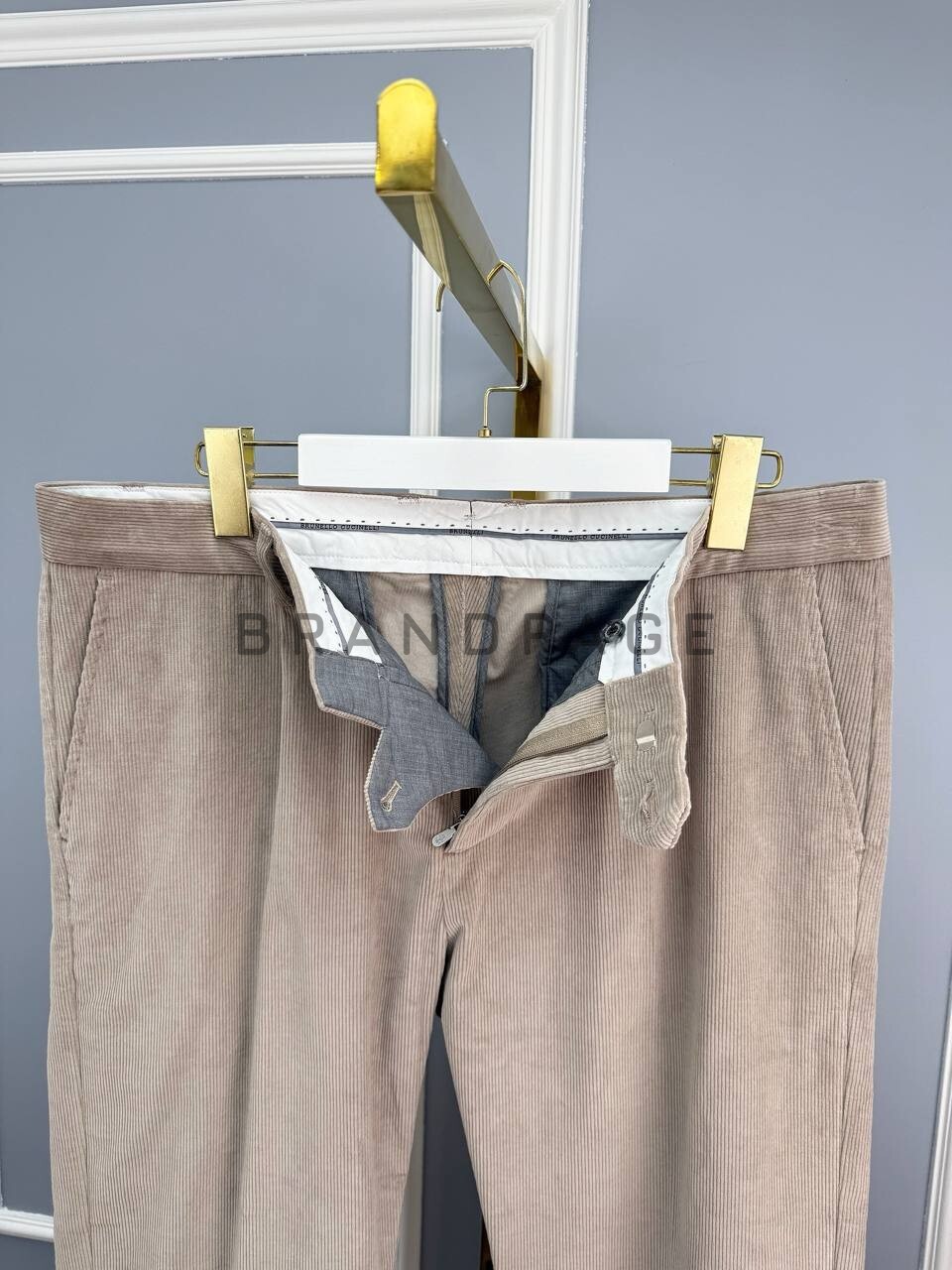 Костюм хлопковый Brunello Cucinelli BPLUX5510 Костюм хлопковый Brunello Cucinelli BPLUX5510