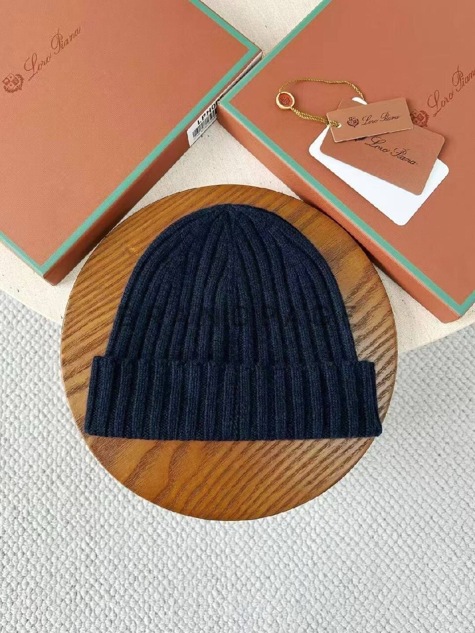 Шапка кашемировая Loro Piana BPLUX5318 Шапка кашемировая Loro Piana BPLUX5318