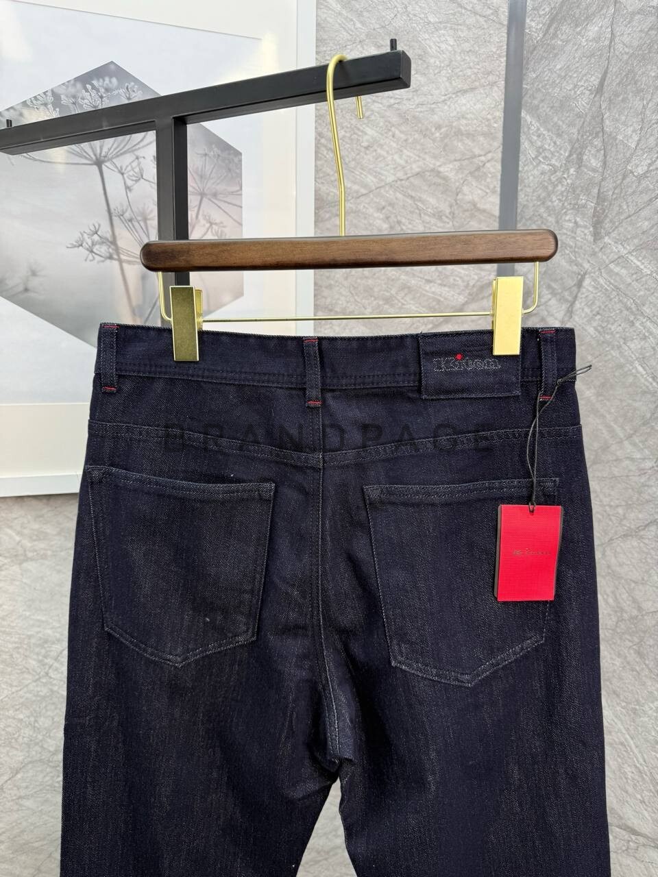 Джинсы хлопковые Kiton BPLUX1005 Джинсы хлопковые Kiton BPLUX1005