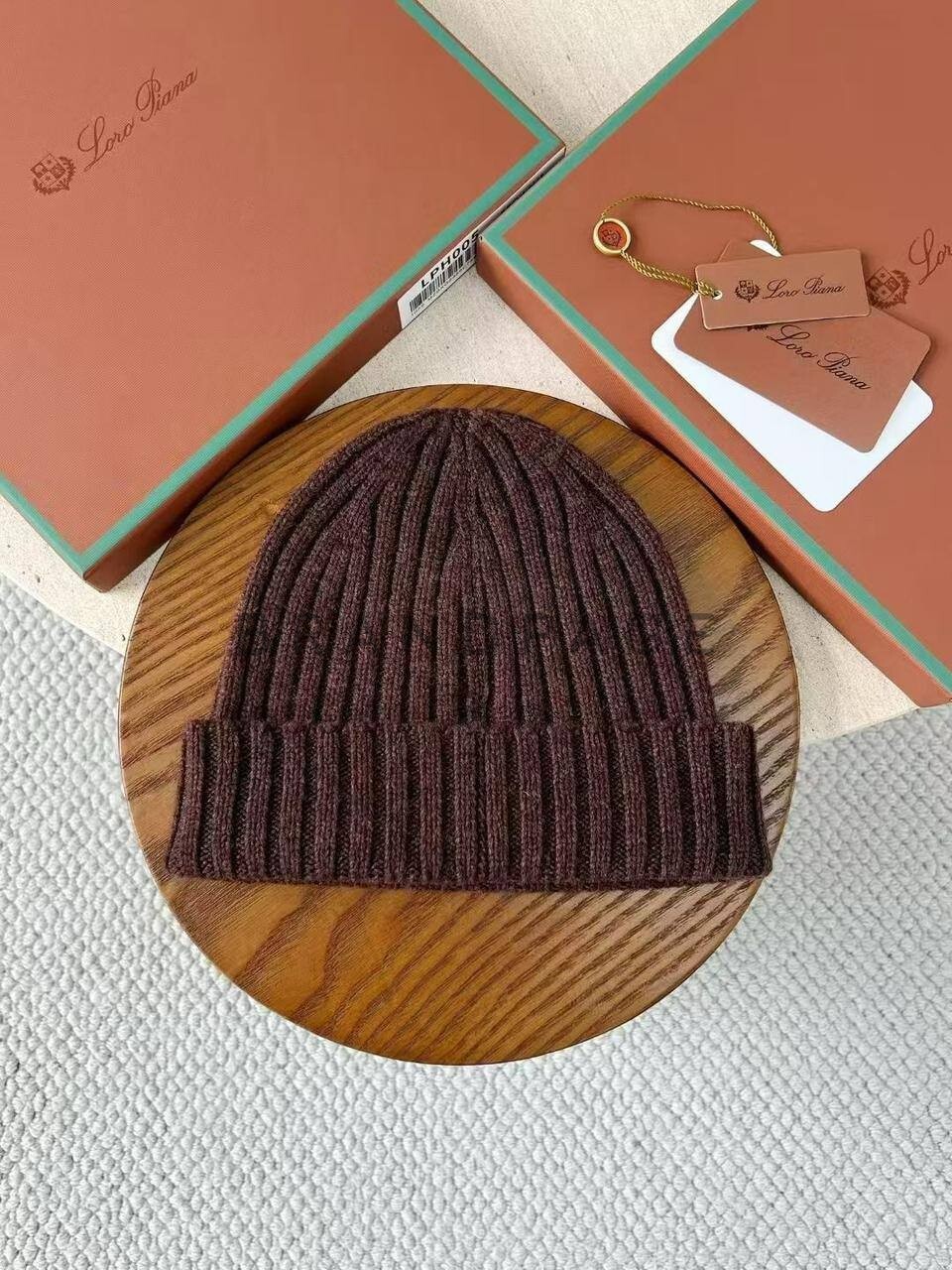 Шапка кашемировая Loro Piana BPLUX5327 Шапка кашемировая Loro Piana BPLUX5327