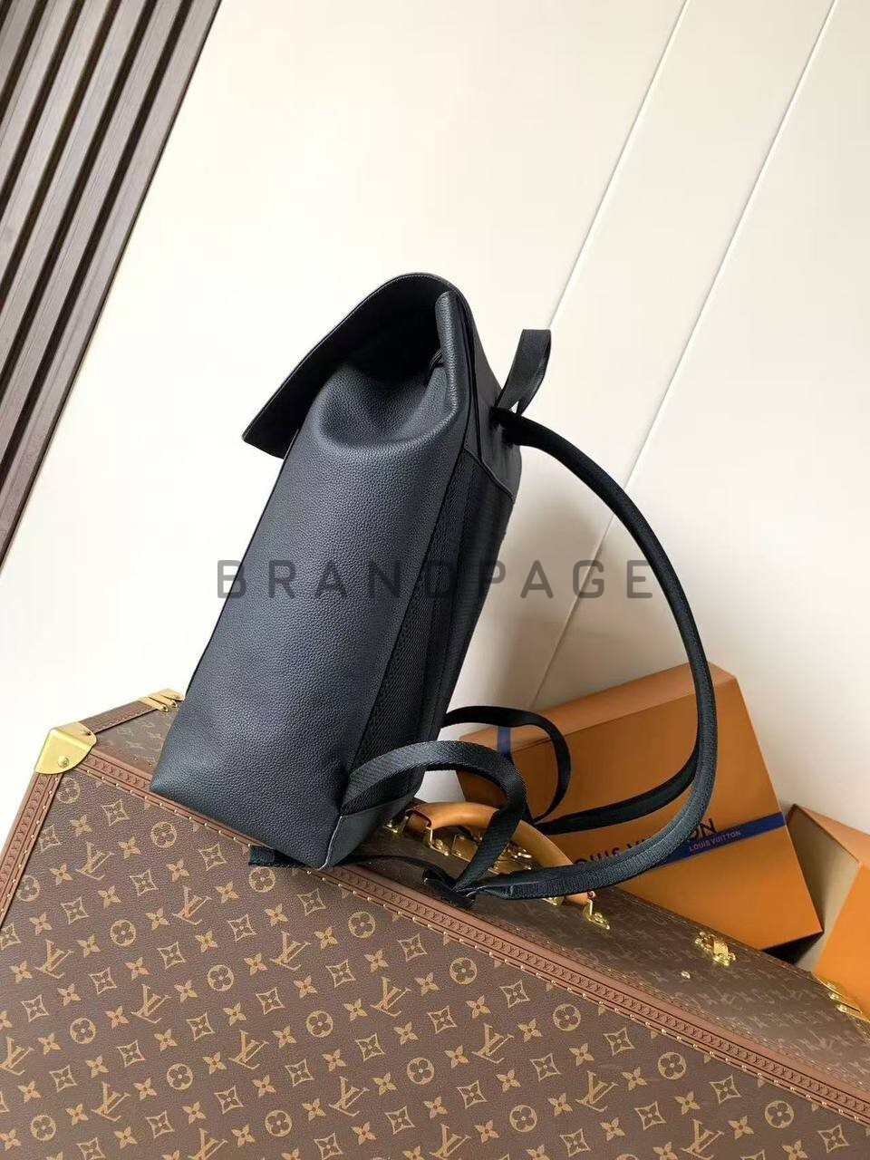 Рюкзак из восковой телячьей кожи Louis Vuitton BPLUX5568 Рюкзак из восковой телячьей кожи Louis Vuitton BPLUX5568