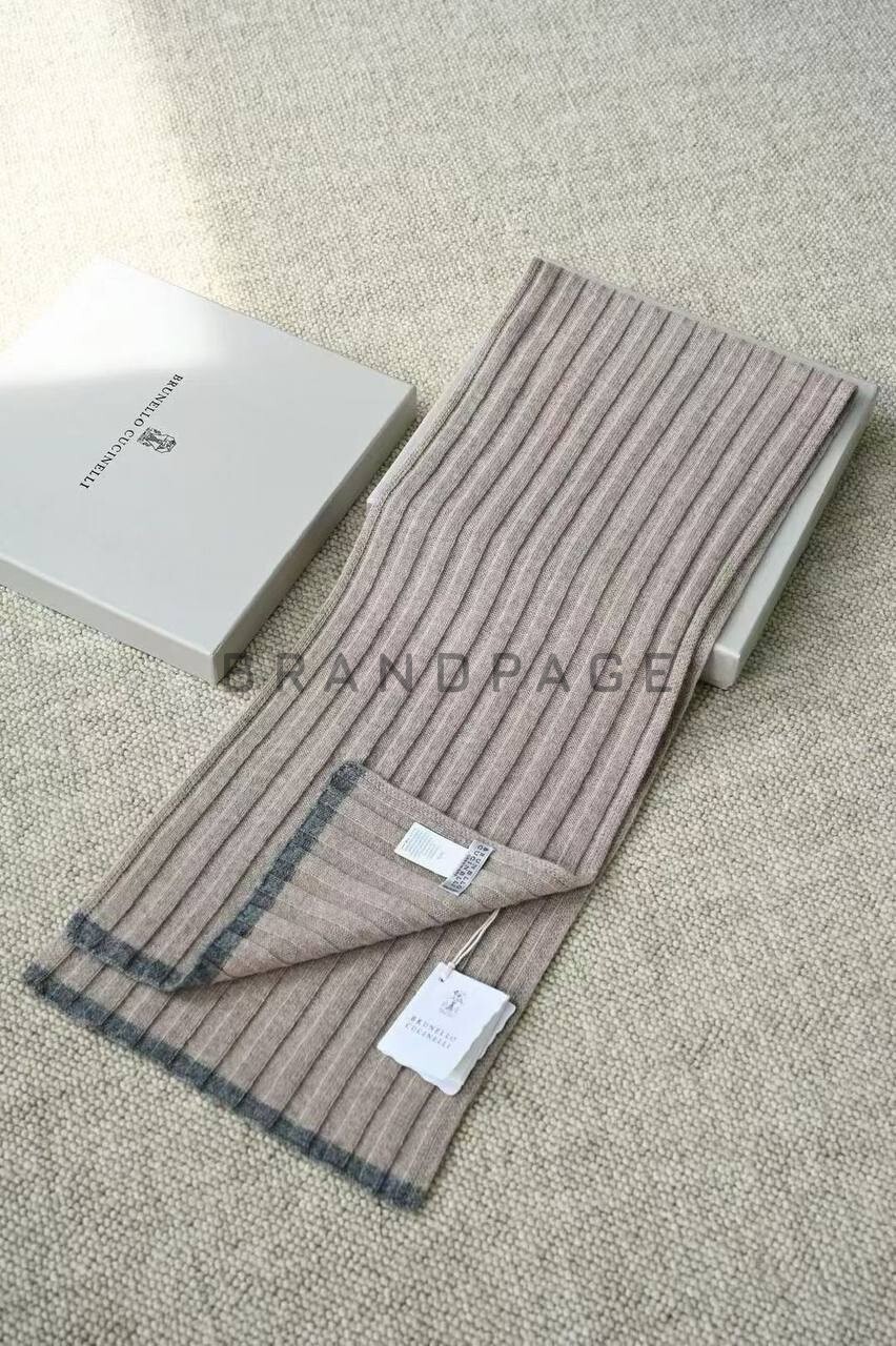 Комплект из кашемира Brunello Cucinelli BPLUX5571 Комплект из кашемира Brunello Cucinelli BPLUX5571