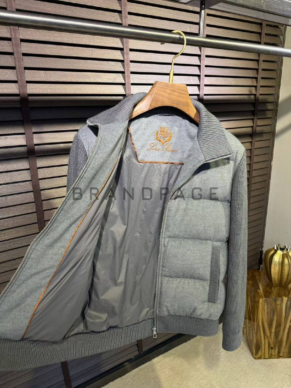 Ветровка из полиэфирного волокна Loro Piana BPLUX5319 Ветровка из полиэфирного волокна Loro Piana BPLUX5319