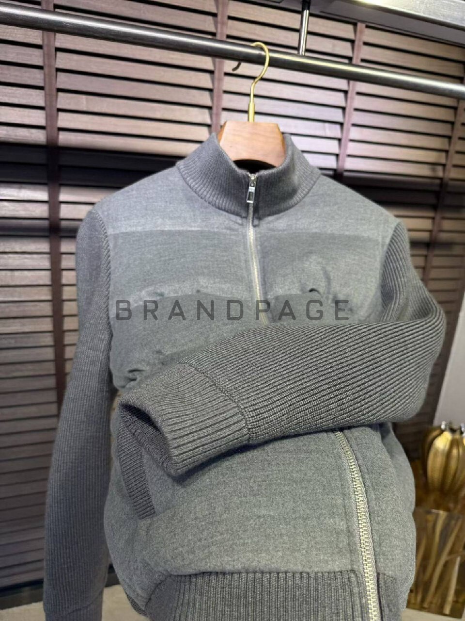 Ветровка из полиэфирного волокна Loro Piana BPLUX5319 Ветровка из полиэфирного волокна Loro Piana BPLUX5319