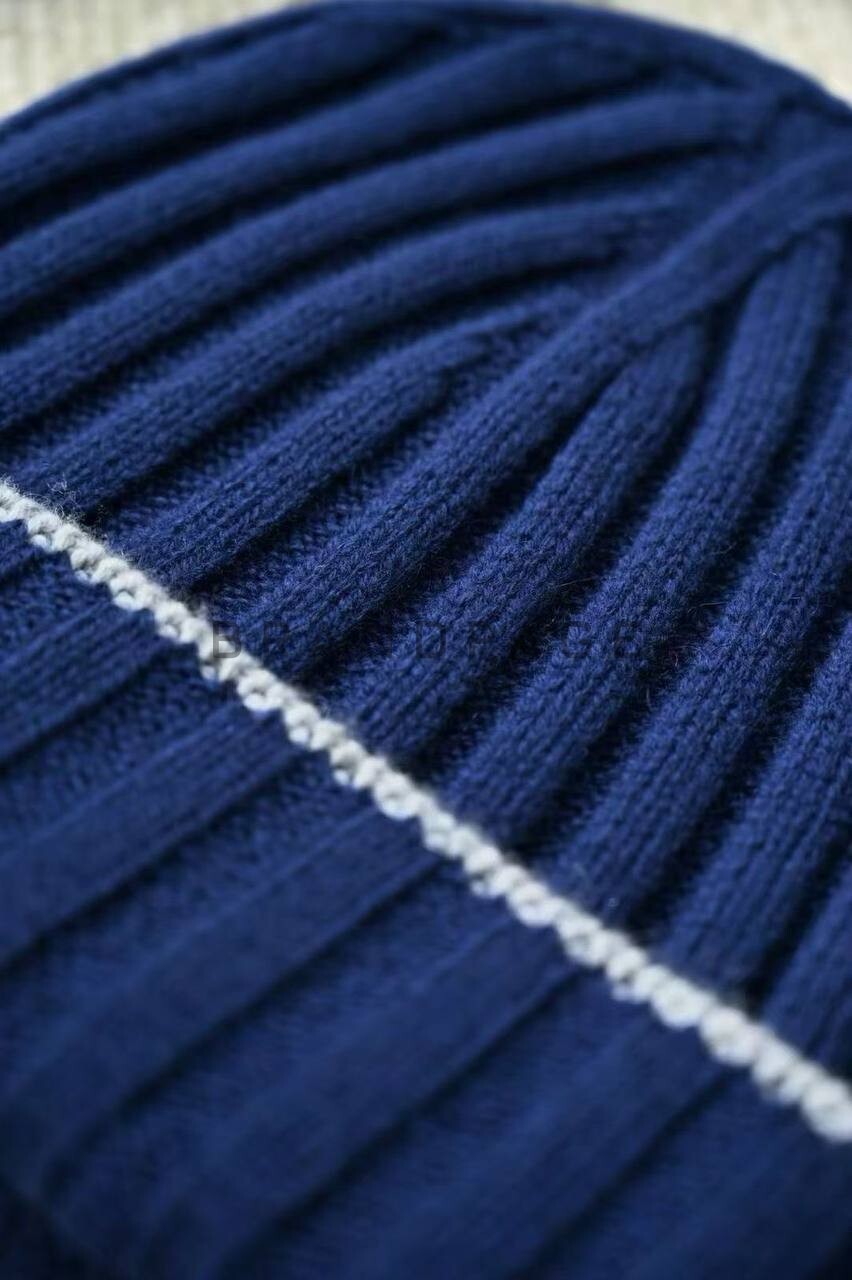 Комплект из кашемира Brunello Cucinelli BPLUX5578 Комплект из кашемира Brunello Cucinelli BPLUX5578