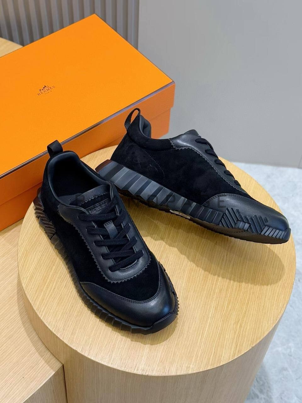 Кроссовки кожаные и замшевые Hermes BPLUX5409 Кроссовки кожаные и замшевые Hermes BPLUX5409