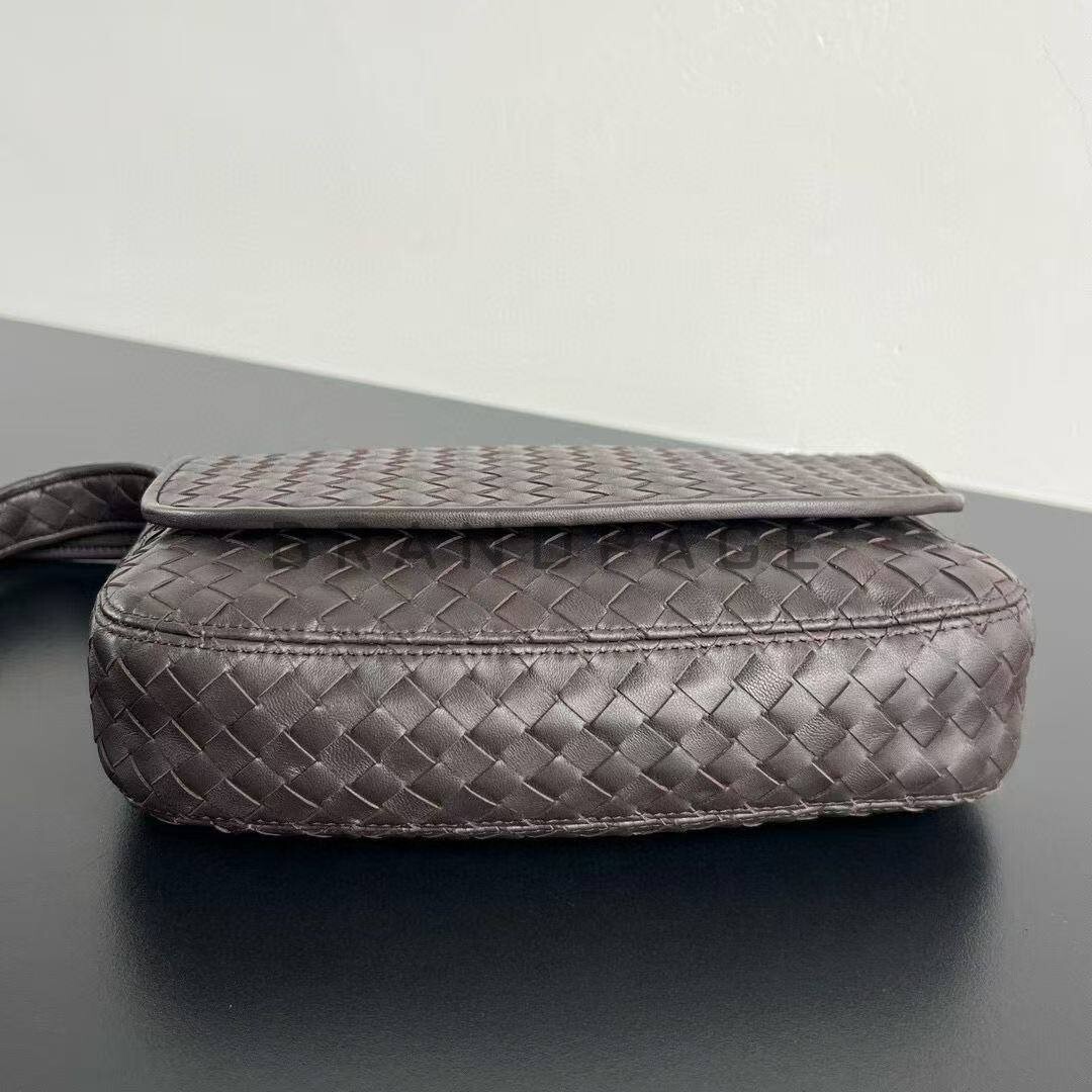 Сумка из телячьей кожи Bottega Veneta BPLUX5545 Сумка из телячьей кожи Bottega Veneta BPLUX5545