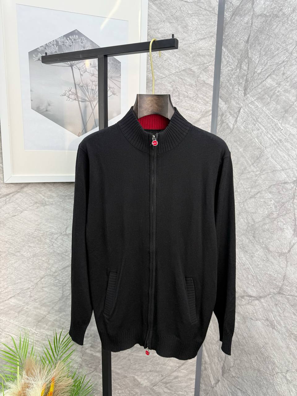 Кардиган шерстяной мериносовый Kiton BPLUX1085 Кардиган шерстяной мериносовый Kiton BPLUX1085