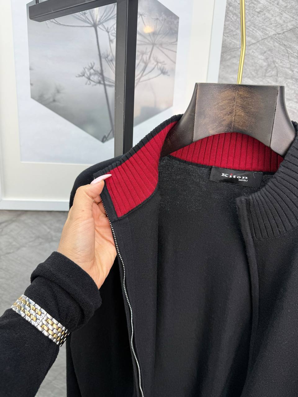 Кардиган шерстяной мериносовый Kiton BPLUX1085 Кардиган шерстяной мериносовый Kiton BPLUX1085