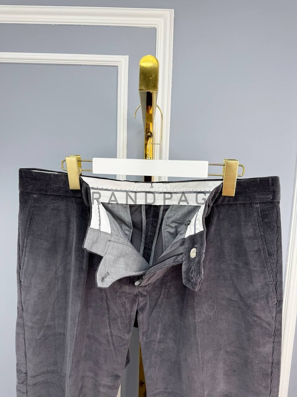 Костюм хлопковый Brunello Cucinelli BPLUX5515 Костюм хлопковый Brunello Cucinelli BPLUX5515