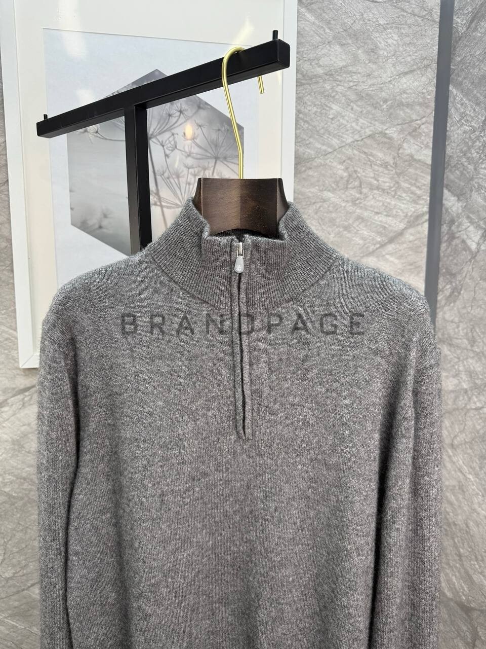 Кашемировый джемпер Brunello Cucinelli BPLUX5542 Кашемировый джемпер Brunello Cucinelli BPLUX5542