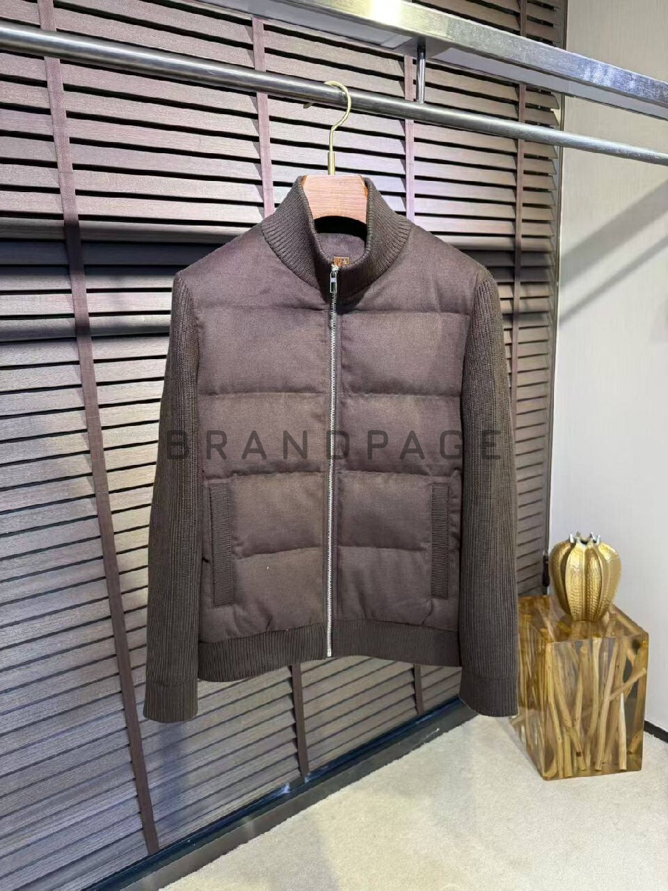 Ветровка из полиэфирного волокна с овечьей шерстью Loro Piana BPLUX5316 Ветровка из полиэфирного волокна с овечьей шерстью Loro Piana BPLUX5316