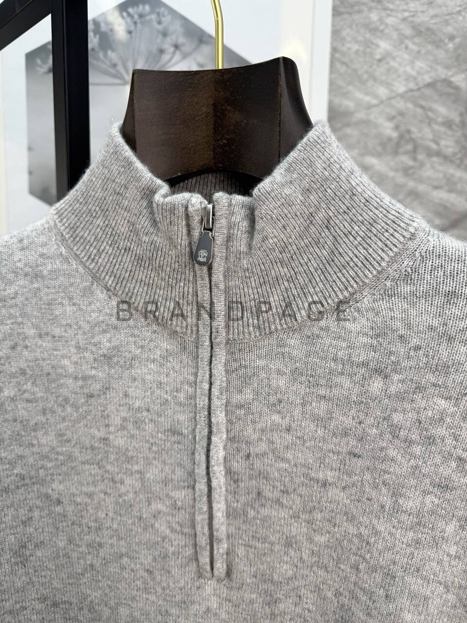 Джемпер кашемировый Brunello Cucinelli BPLUX5543 Джемпер кашемировый Brunello Cucinelli BPLUX5543