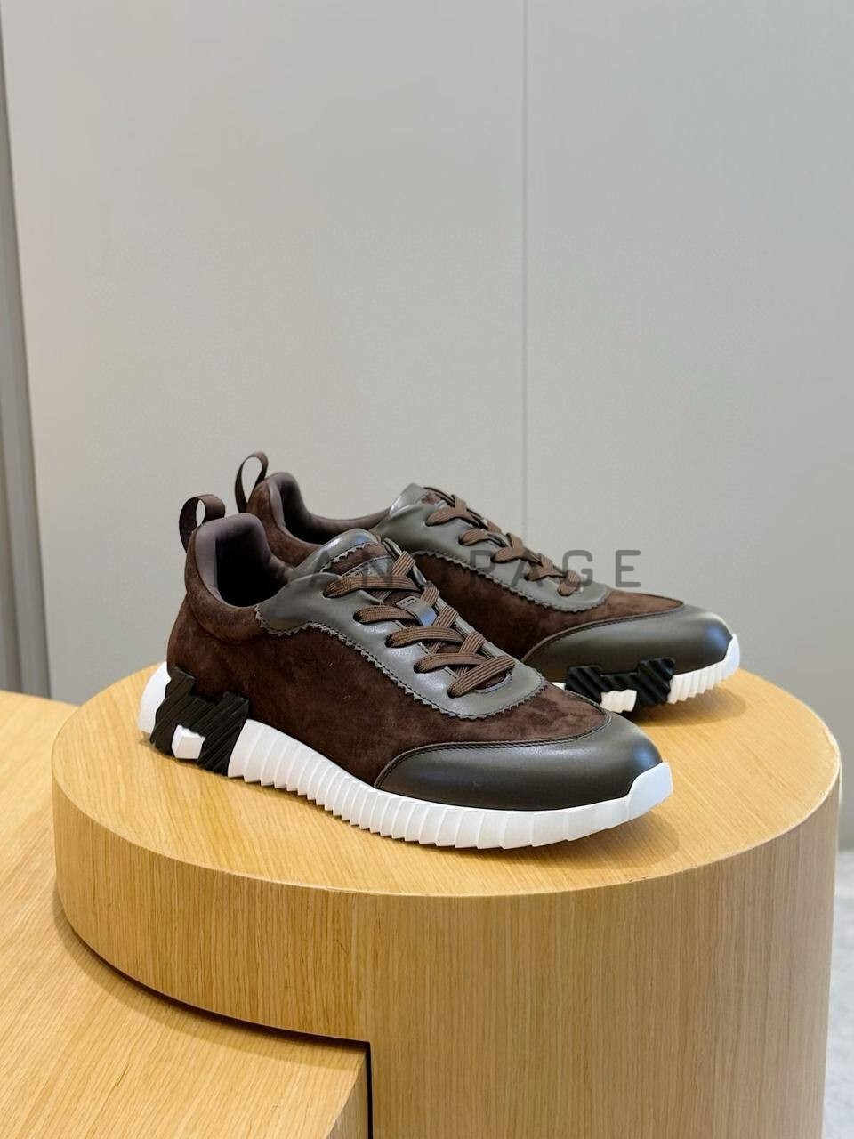 Кроссовки кожаные и замшевые Hermes BPLUX5416 Кроссовки кожаные и замшевые Hermes BPLUX5416