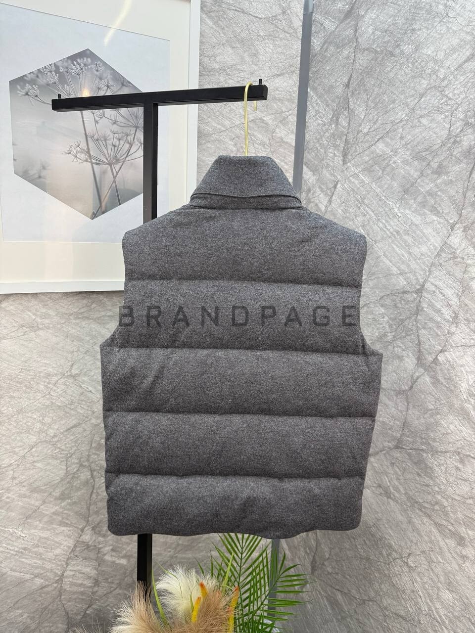 Жилетка из шерсти и нейлона Loro Piana BPLUX5329 Жилетка из шерсти и нейлона Loro Piana BPLUX5329