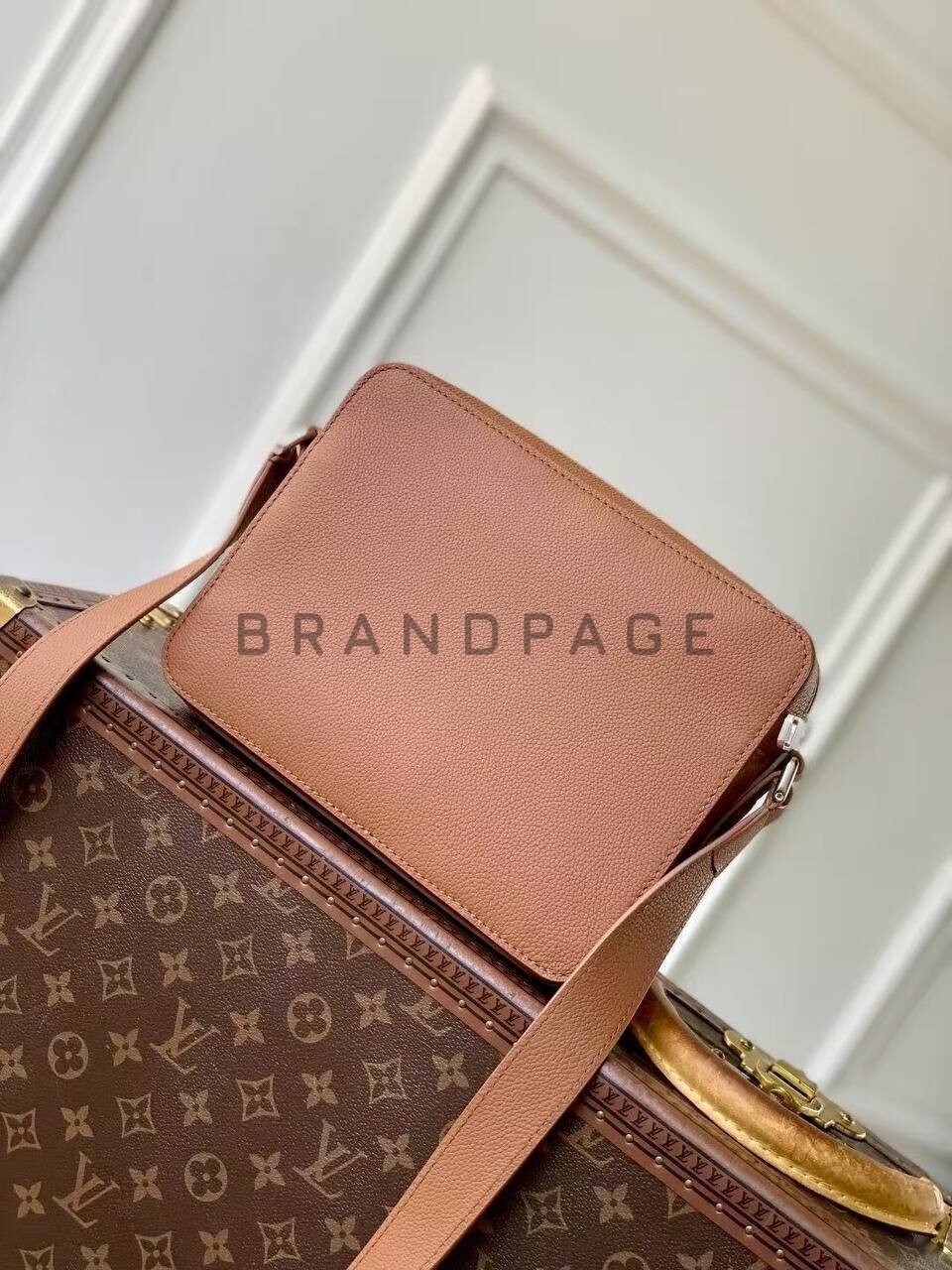 Сумка из восковой телячьей кожи Louis Vuitton BPLUX5552 Сумка из восковой телячьей кожи Louis Vuitton BPLUX5552