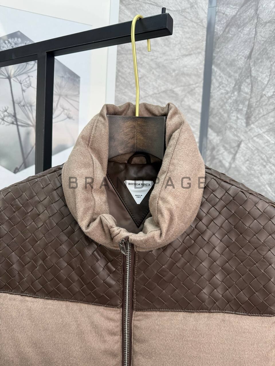 Жилетка кашемировая с телячьей кожей Bottega Veneta BPLUX5502 Жилетка кашемировая с телячьей кожей Bottega Veneta BPLUX5502