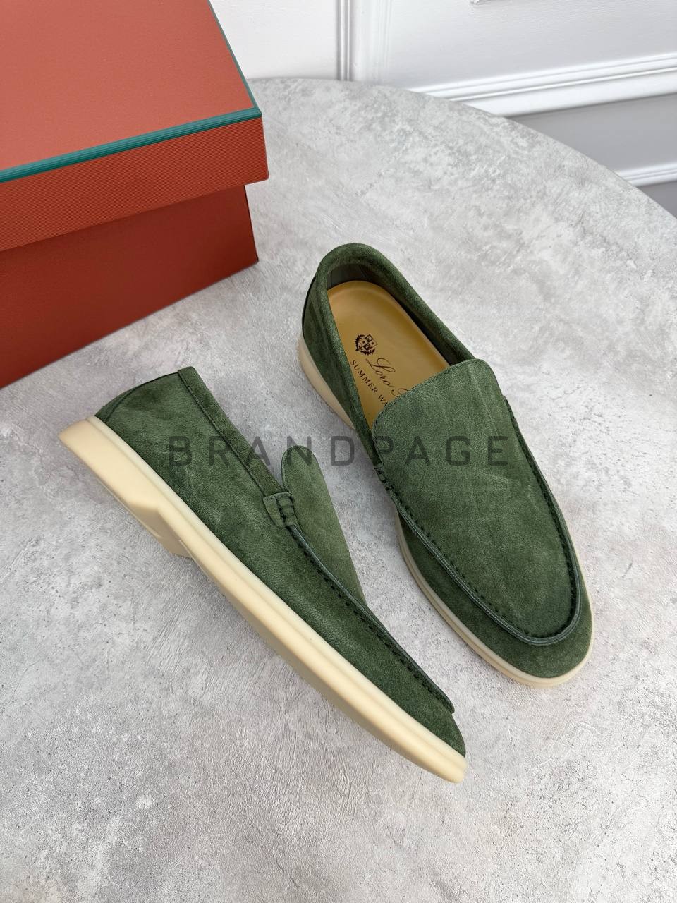 Пуховик Kiton из материала BPLUX12475 Пуховик Kiton из материала BPLUX12475