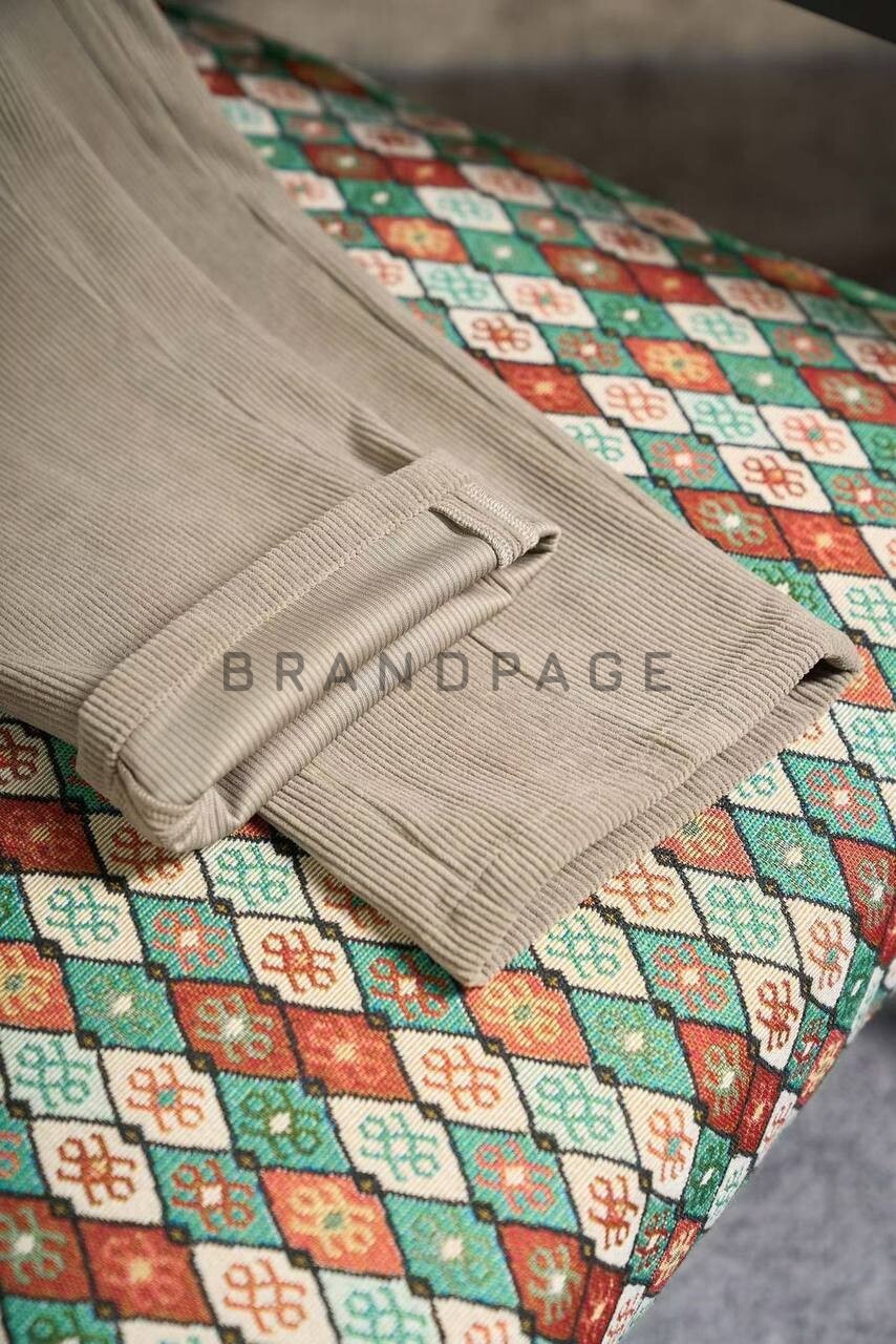 Брюки вельветовые Brunello Cucinelli BPLUX5379 Брюки вельветовые Brunello Cucinelli BPLUX5379