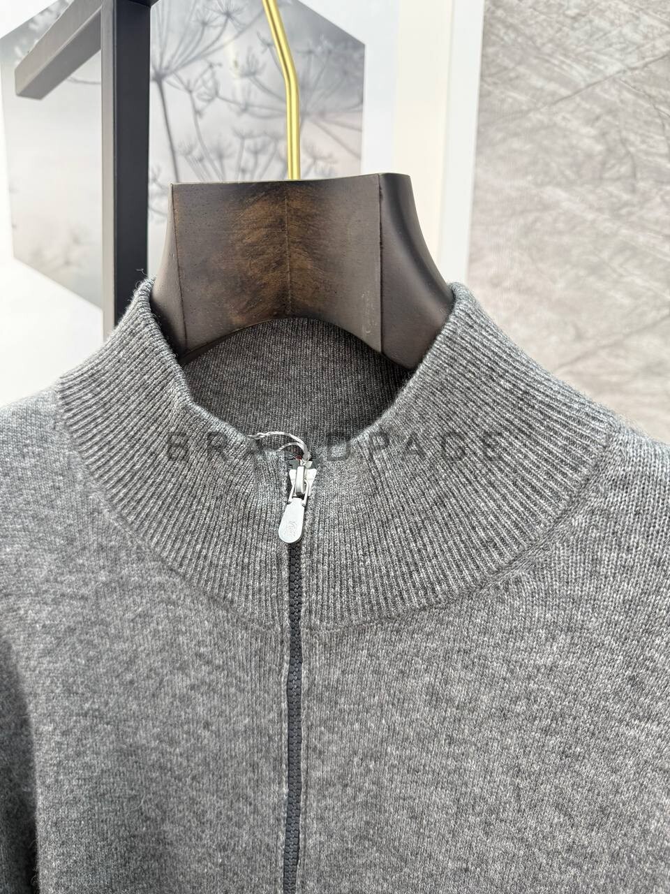 Кардиган кашемировый Brunello Cucinelli BPLUX5554 Кардиган кашемировый Brunello Cucinelli BPLUX5554