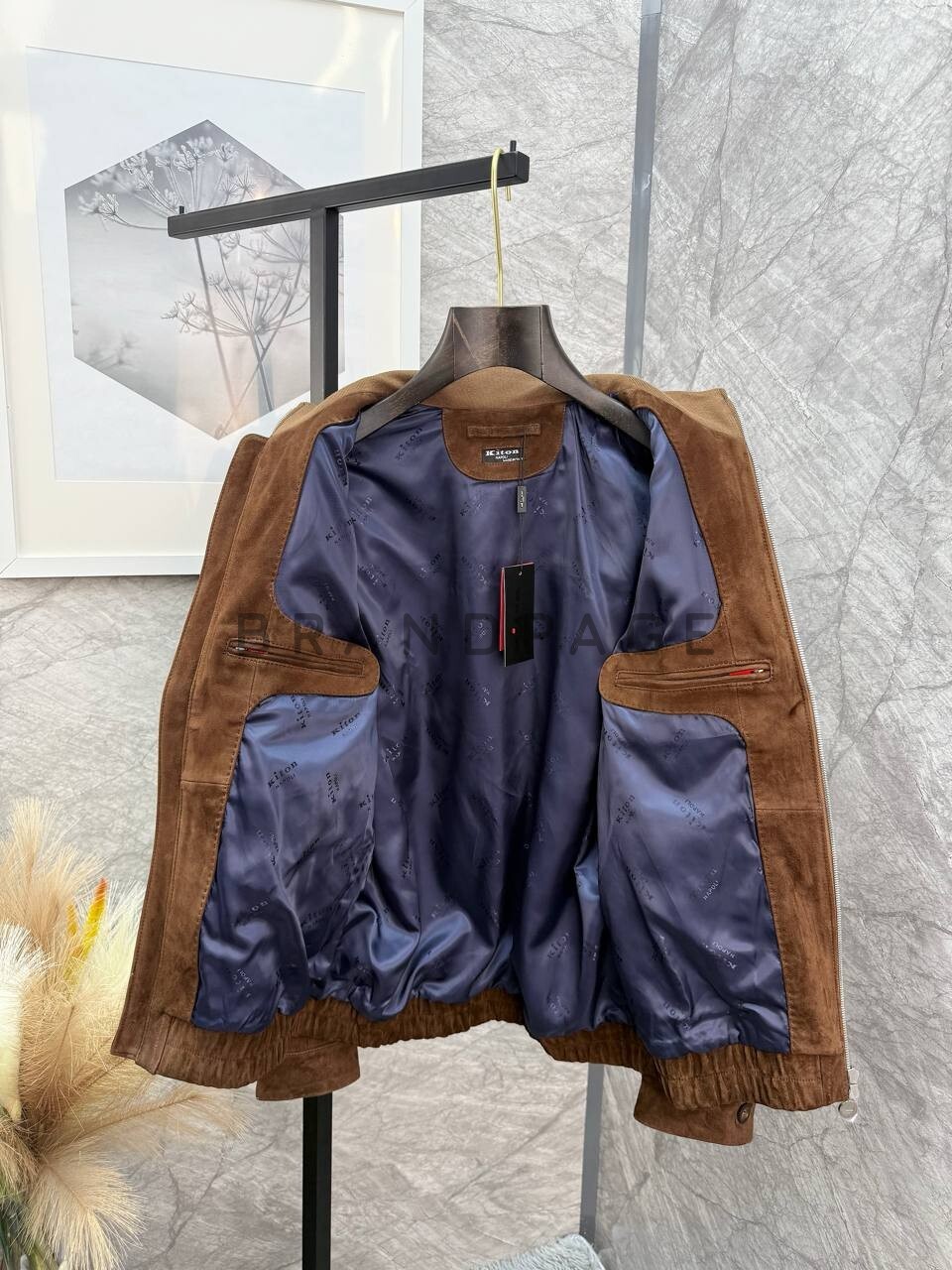 Куртка из натуральной замши Kiton BPLUX5412 Куртка из натуральной замши Kiton BPLUX5412