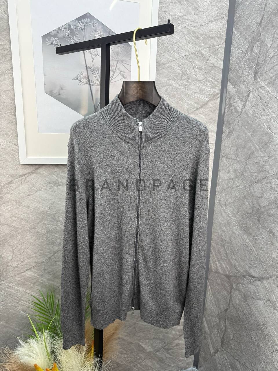 Кардиган кашемировый Brunello Cucinelli BPLUX5554 Кардиган кашемировый Brunello Cucinelli BPLUX5554