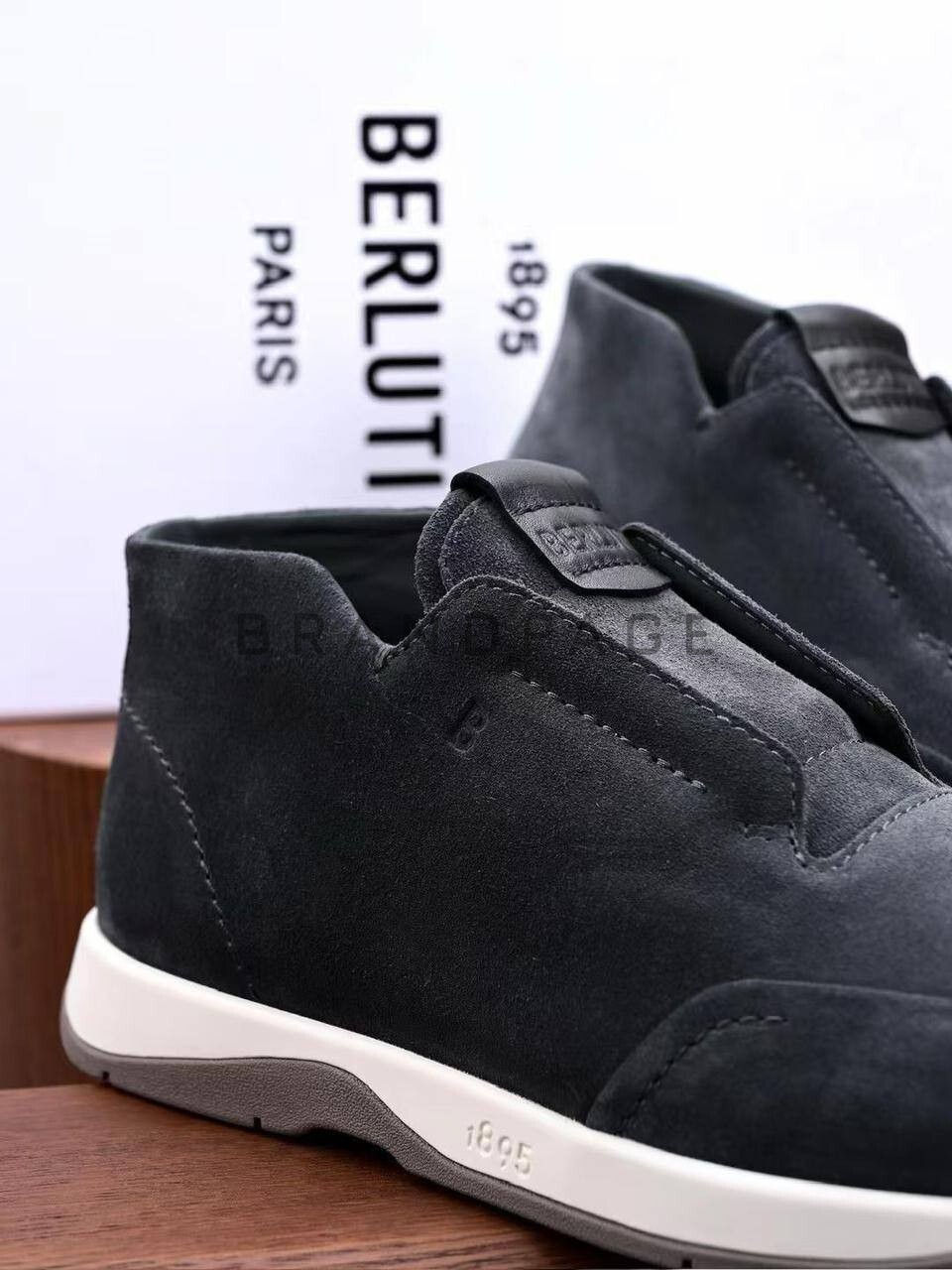 Кроссовки замшевые Berluti BPLUX5429 Кроссовки замшевые Berluti BPLUX5429