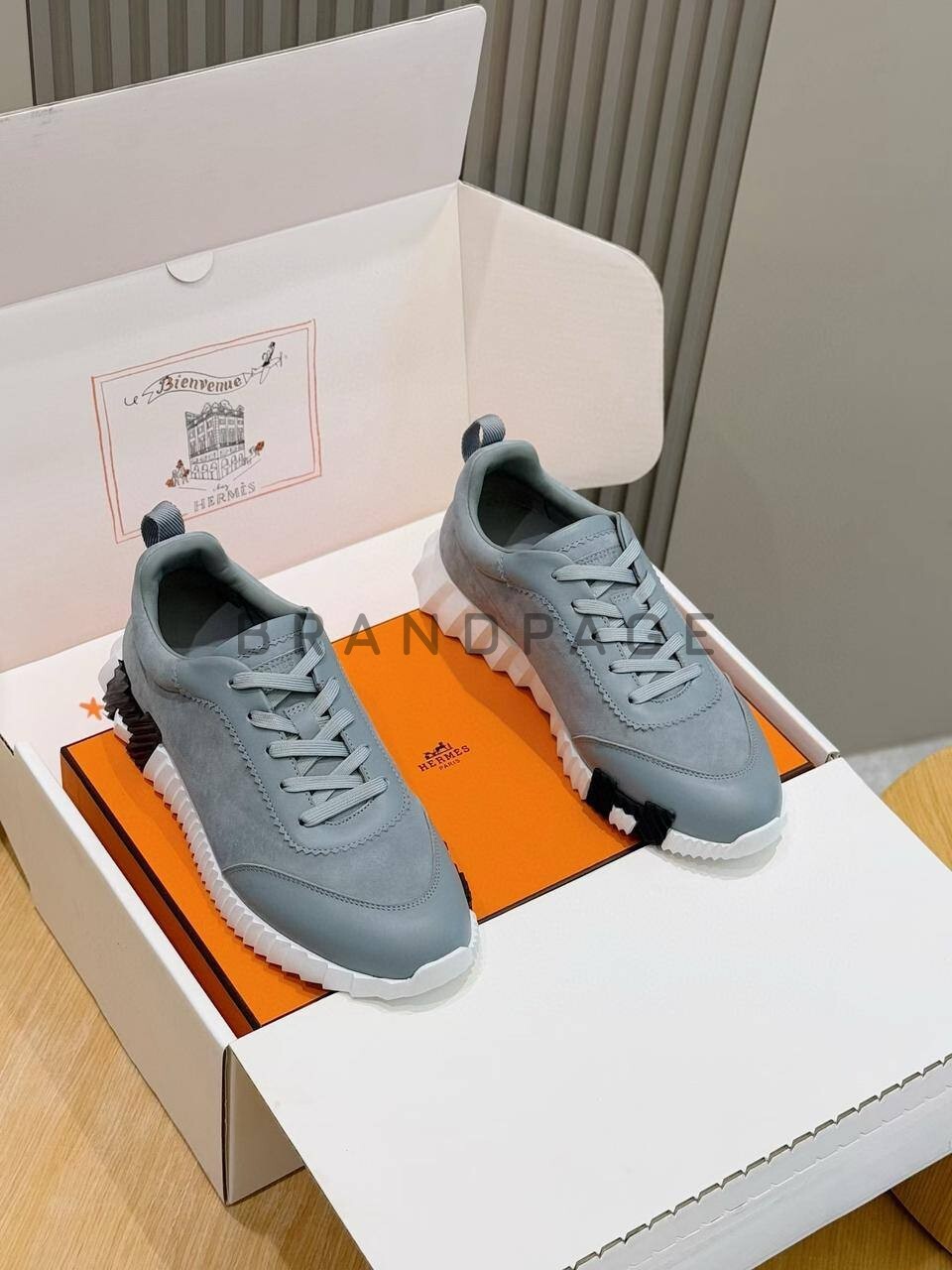 Кроссовки из кожи и замши Hermes BPLUX5415 Кроссовки из кожи и замши Hermes BPLUX5415