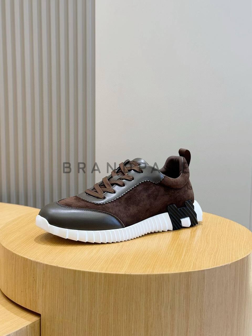 Кроссовки кожаные и замшевые Hermes BPLUX5416 Кроссовки кожаные и замшевые Hermes BPLUX5416