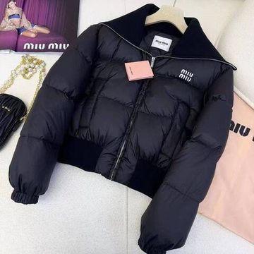 Трендовый пуховик Miu Miu BP-41390