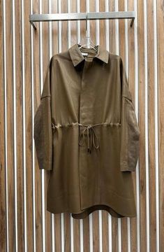 Трендовый кожаный плащ Brunello Cucinelli BP-41501