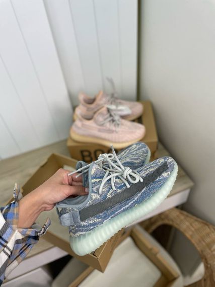 Adidas Yeezy Boost стильные кроссовки BP-33897