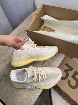 Светло-бежевые кроссовки Adidas Yeezy Boost BP-49678 премиальные