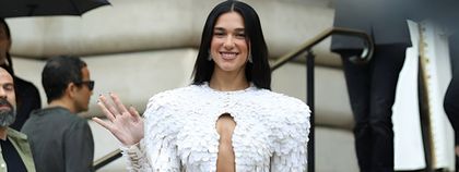 Символ стиля: Дуа Липа в кутюрном платье от Schiaparelli