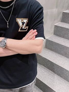 Louis Vuitton BP-35634 футболка повседневная