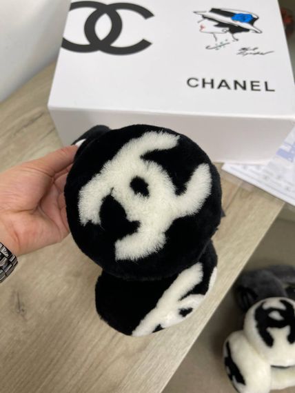 Коллекционные наушники меховые Chanel BP-43727