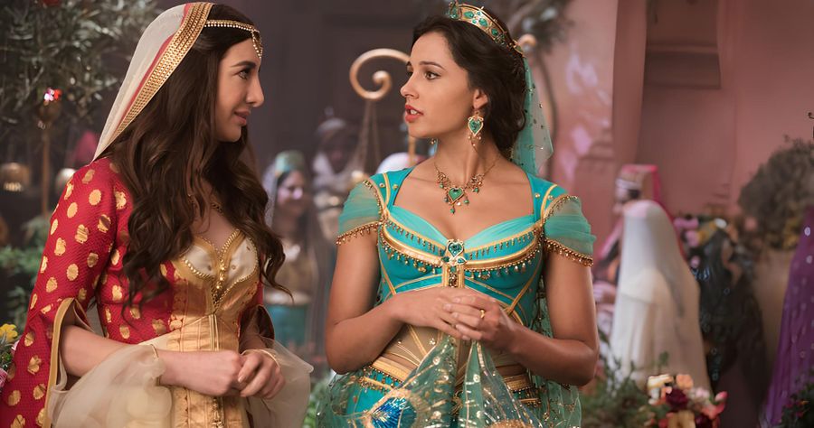 Погружение в чарующий мир Disney: костюмы сказочных героев