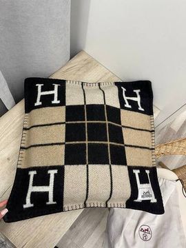 Подушка декоративная Hermes BP-38049