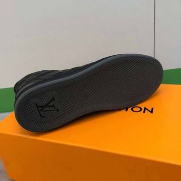 Louis Vuitton высокие стильные кеды BP-23318