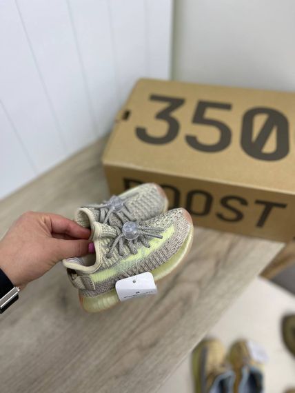 Серо-зеленые кроссовки Adidas Yeezy Boost BP-28858