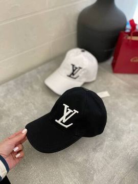 Бейсболка коллекционная Louis Vuitton BP-49295