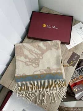 Шарф для стильных образов Loro Piana BP-21224