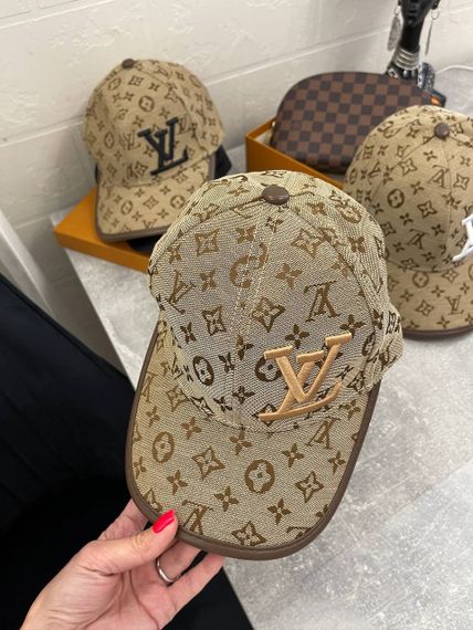 Дизайнерская бейсболка Louis Vuitton BP-52250