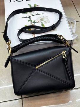 Сумка черная через плечо Loewe BP-41581186