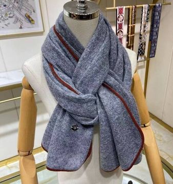 Шарф Loro Piana для повседневного образа BP-44946