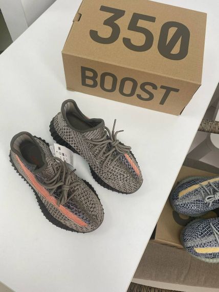 Adidas Yeezy Boost спортивные кроссовки BP-33898